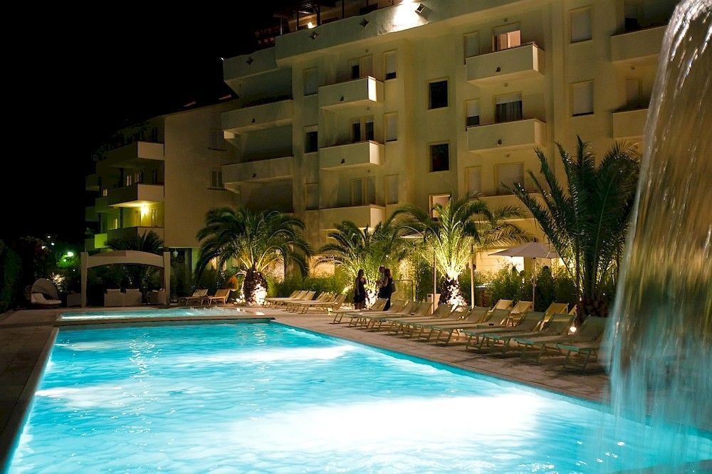 Hotel Residence Stella Del Mare Вада Екстериор снимка